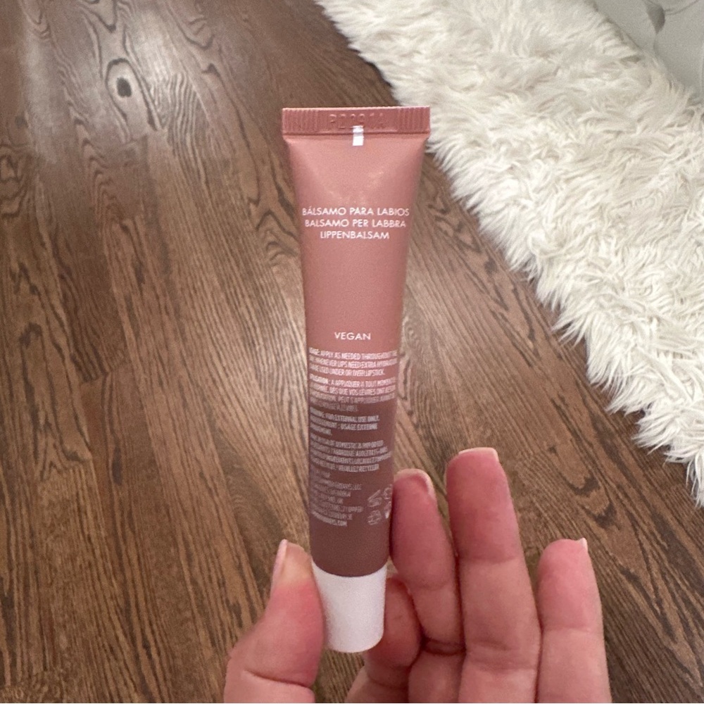 Summer Fridays Lip Butter Balm Vanilla Beige - Picture 3 of 4